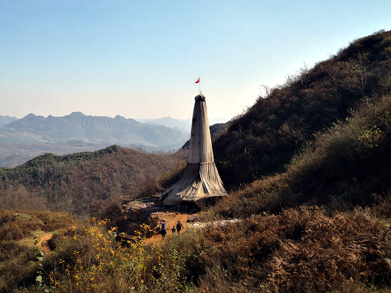 再出發(fā)，亮巖